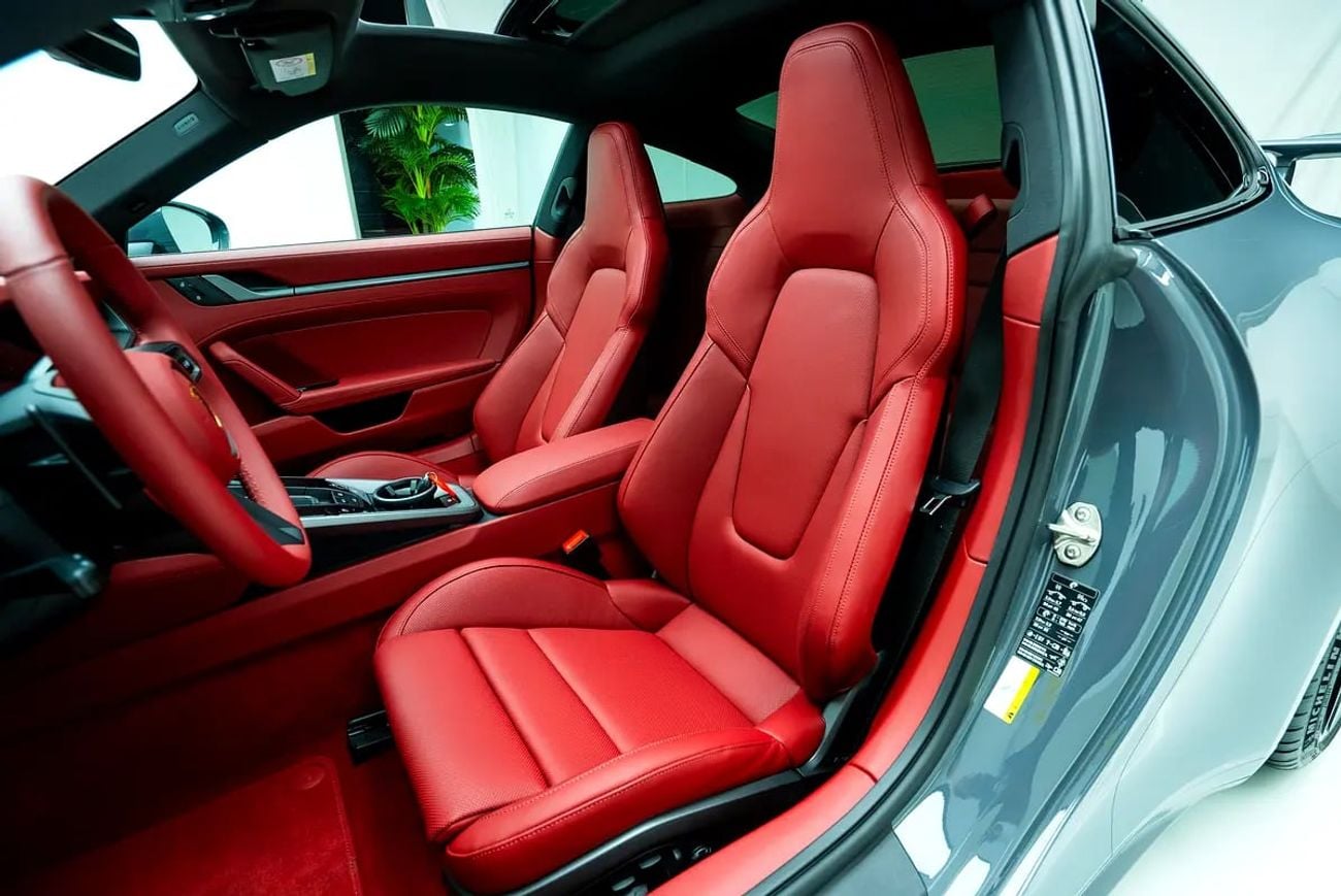 Porsche 911 CARRERA | AEREOKIT | SPORT EXHAUST | SUNROOF | WARRANTY