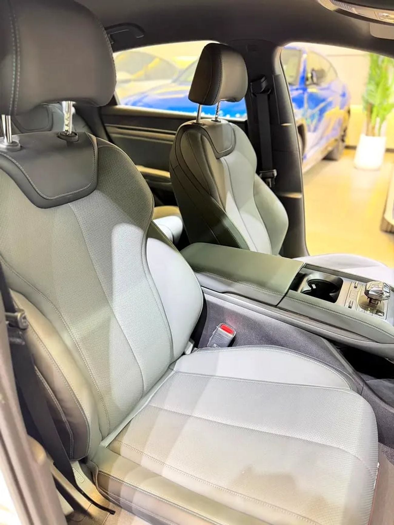 بي واي دي تشين L 2025BYD DM-i Hybrid - Brand - WITH WARRANTY