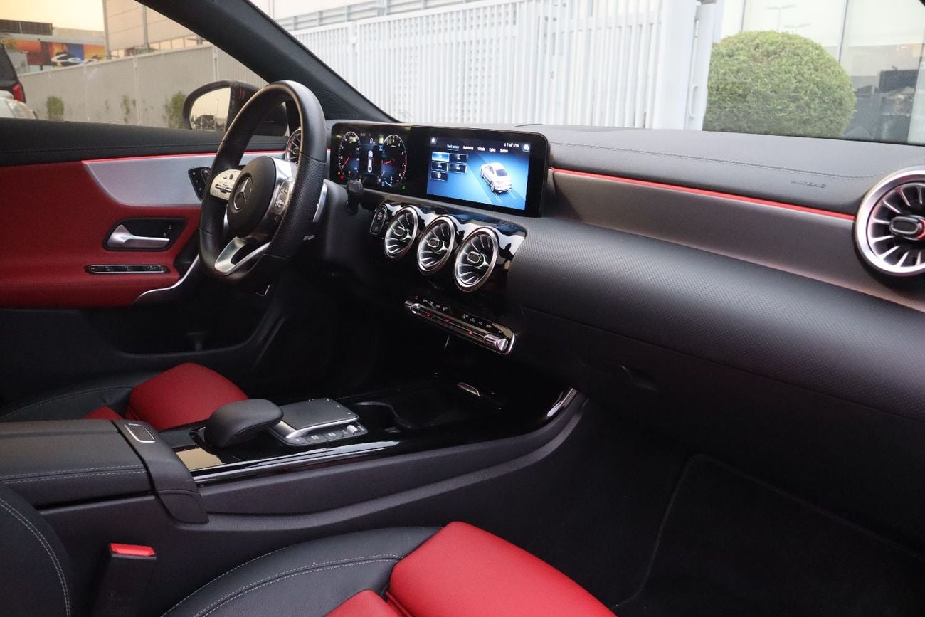 Mercedes Benz CLA250 AMG