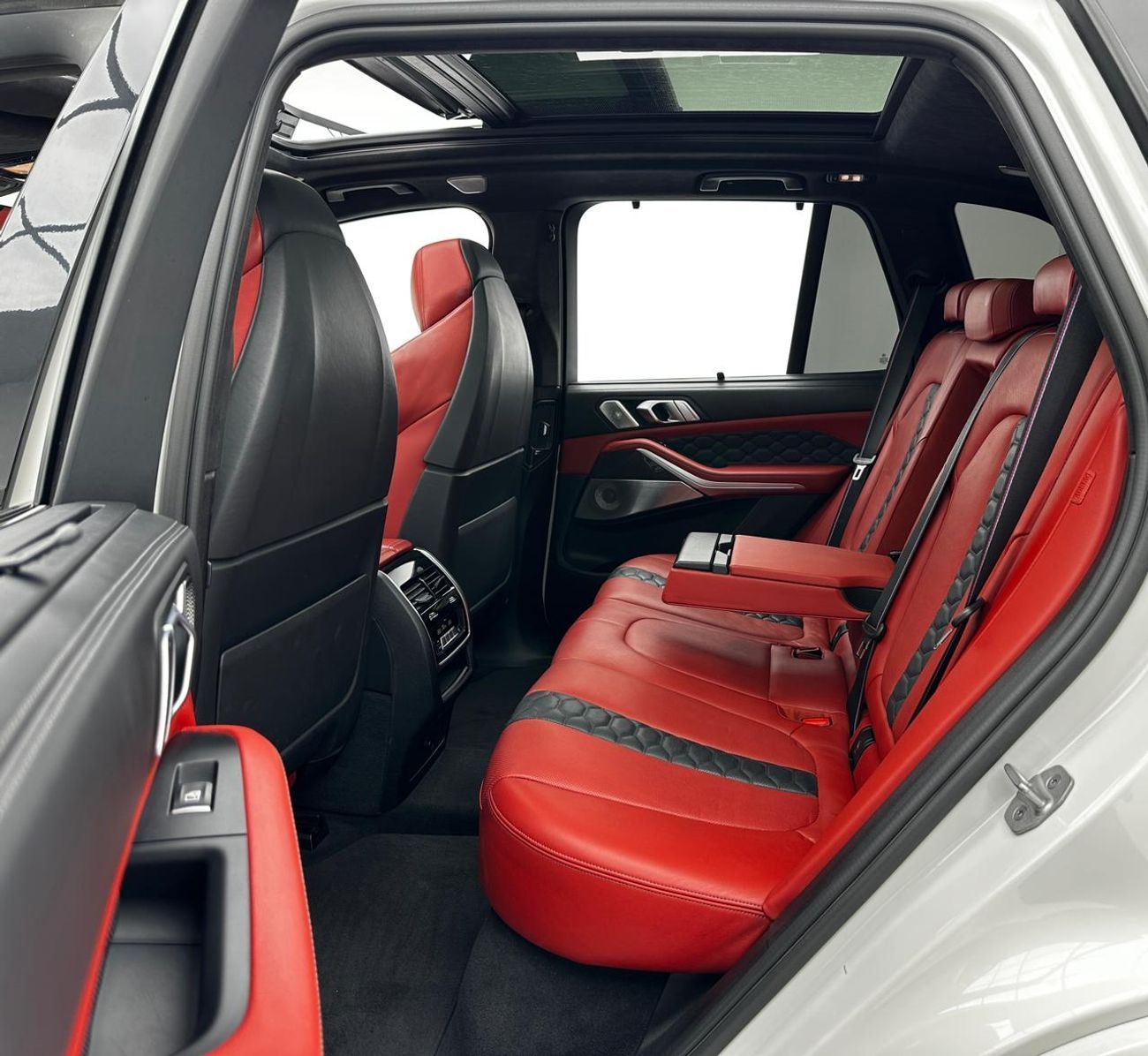 BMW X5 M COMPETITION 2021 BMW X5M, 1 Year Unlimited Km Warranty, Full BMW Service History, GCC