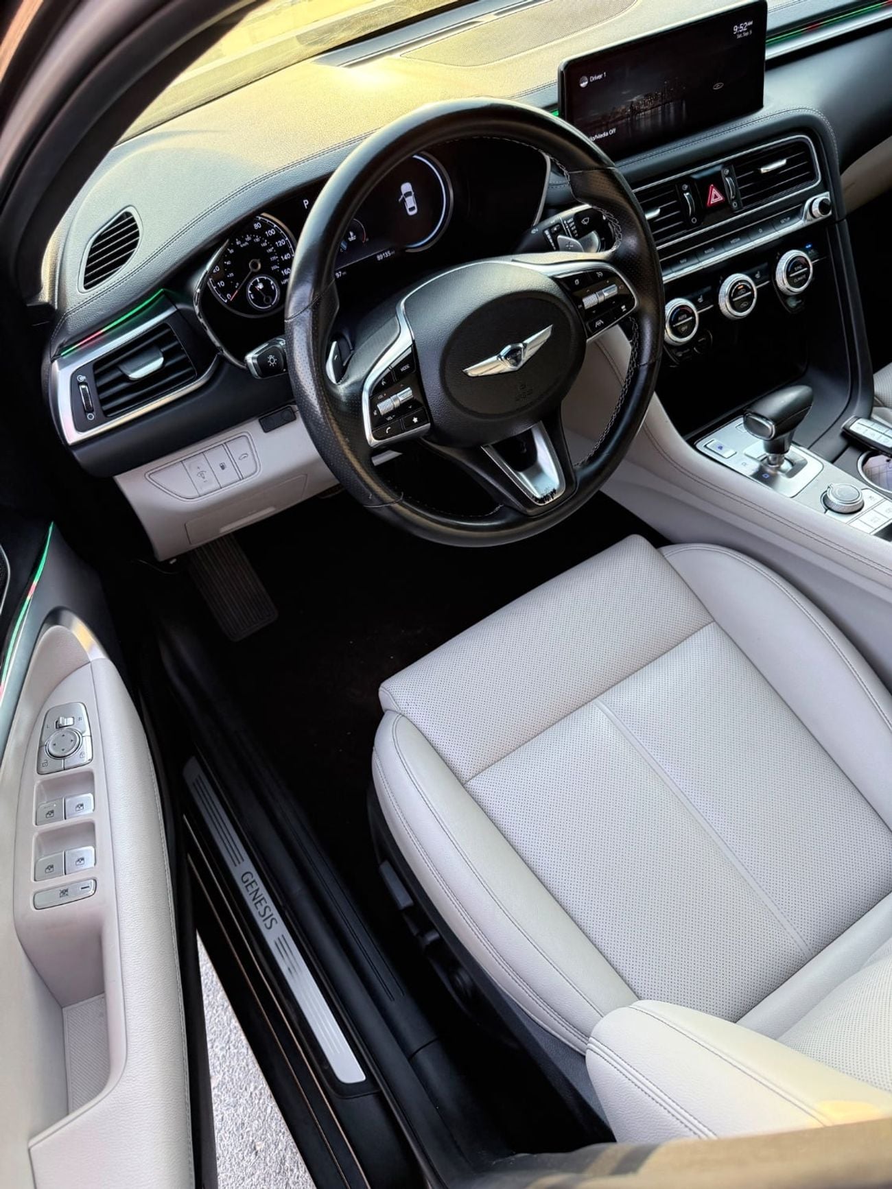 جينيسس G70 PREMIUM *GENESIS G70* Left Hand Full option Specs: *USA* Year: *2022* -*Original 5 Seats* push start BSM