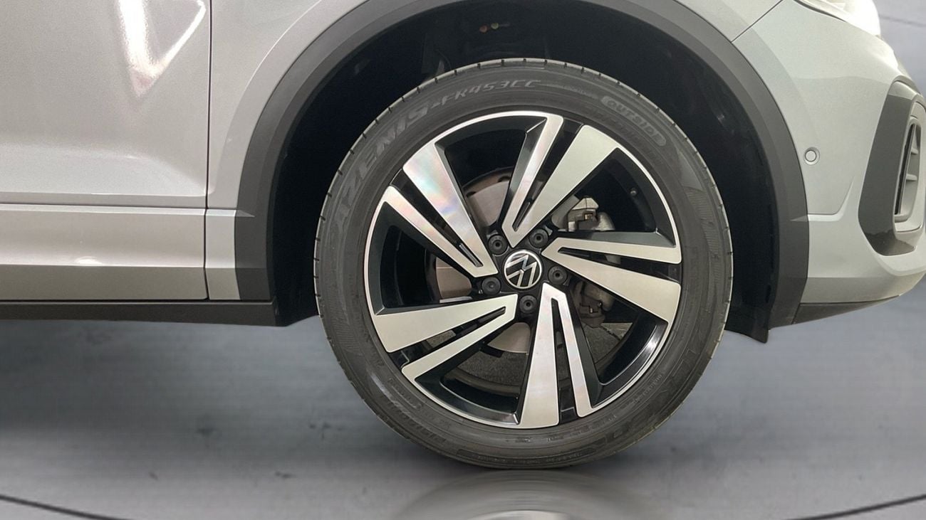 Volkswagen T-ROC R-LINE | Guaranteed Warranty | 0 Down Payment