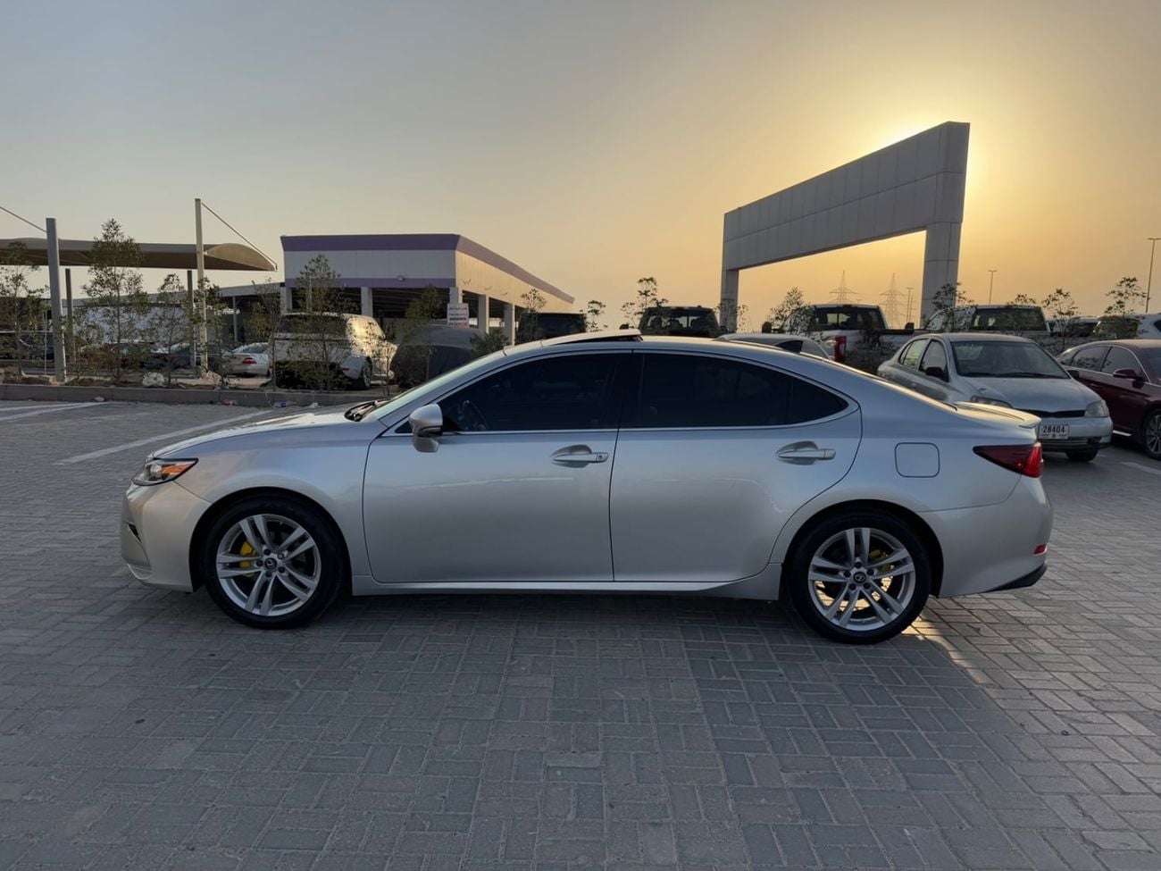 Lexus ES350 2016
