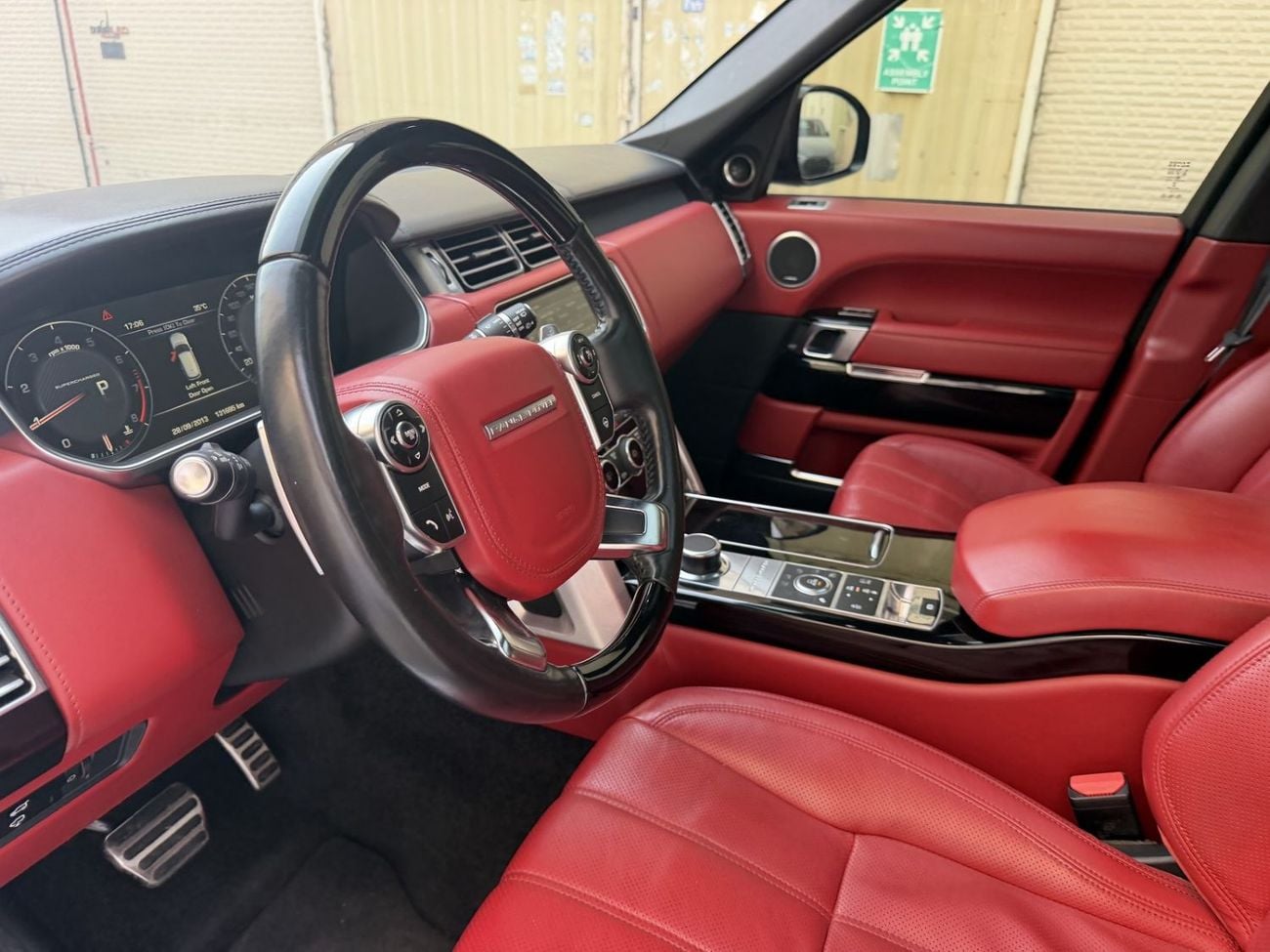 Land Rover Range Rover AUTOBIOGRAPHY