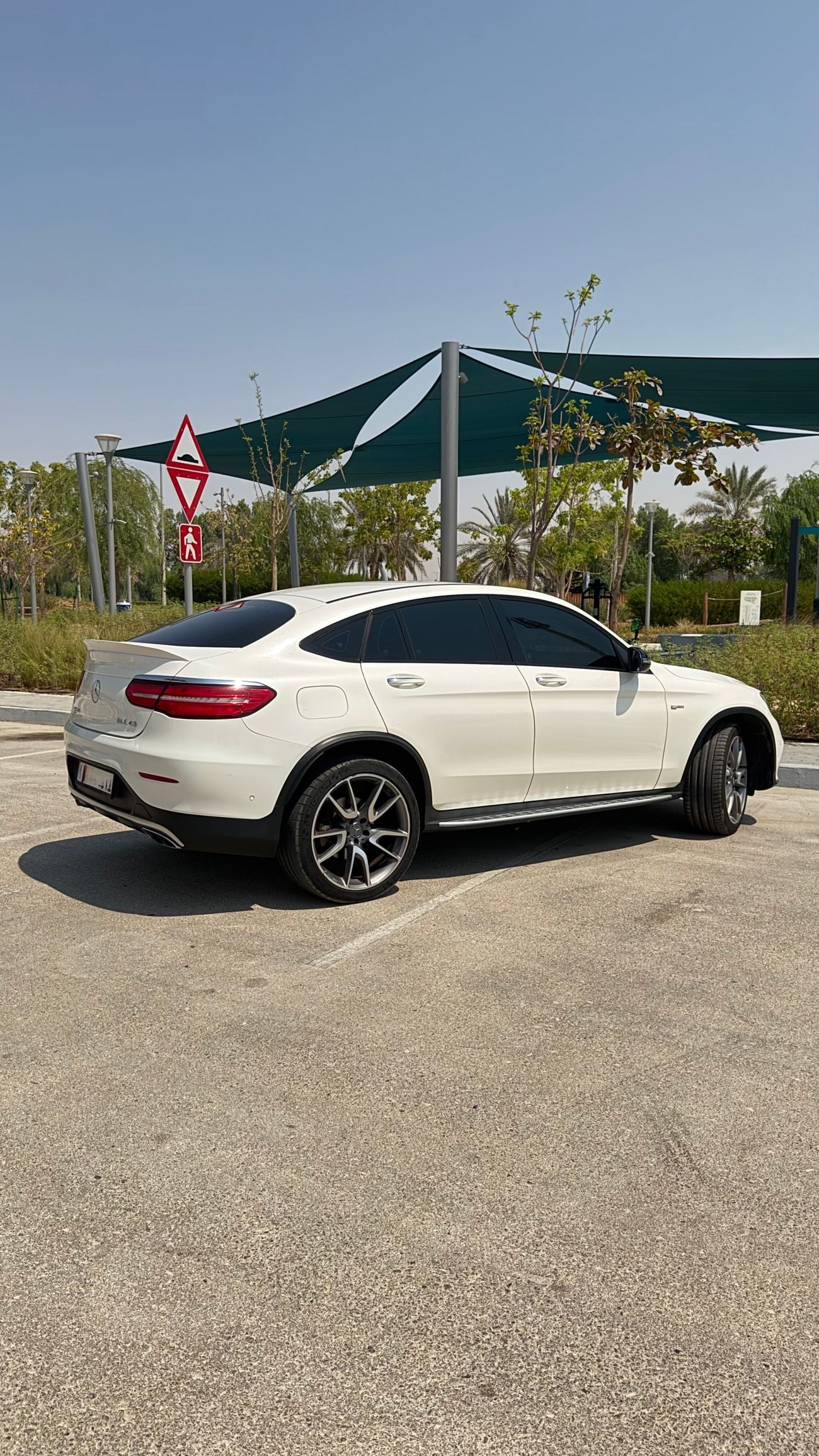 مرسيدس بنز GLC 43 AMG STANDARD