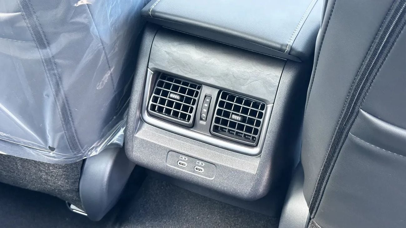 Toyota Camry LUMIERE HEV