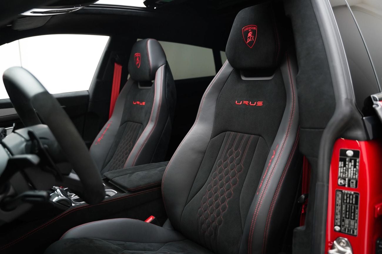 Lamborghini Urus PERFORMANTE