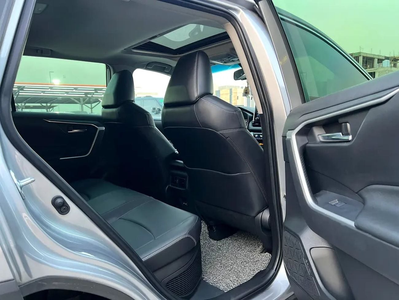 Toyota RAV4 XLE HEV RAV4 XLE Korean Specs