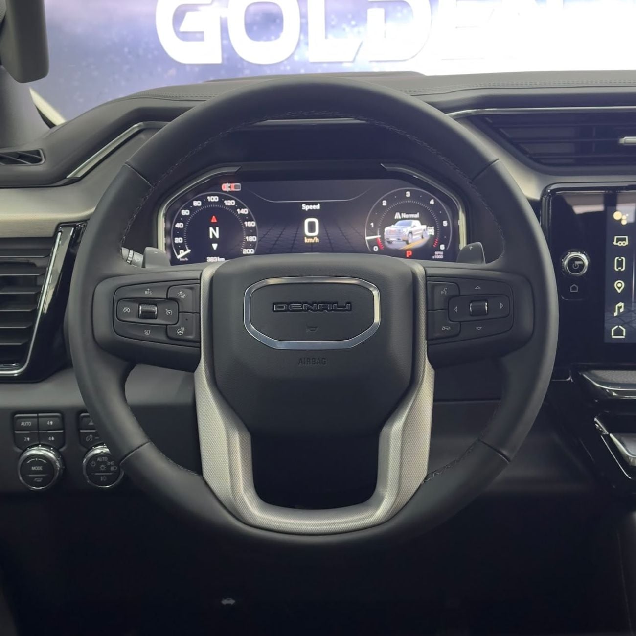 جي أم سي سييرا 1500 DENALI ULTIMATE جي إم سي سييرا دينالي