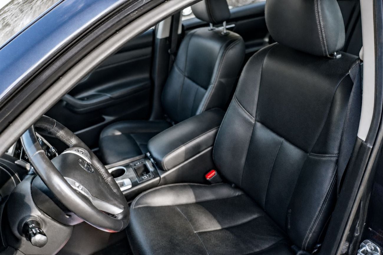 Nissan Altima SV