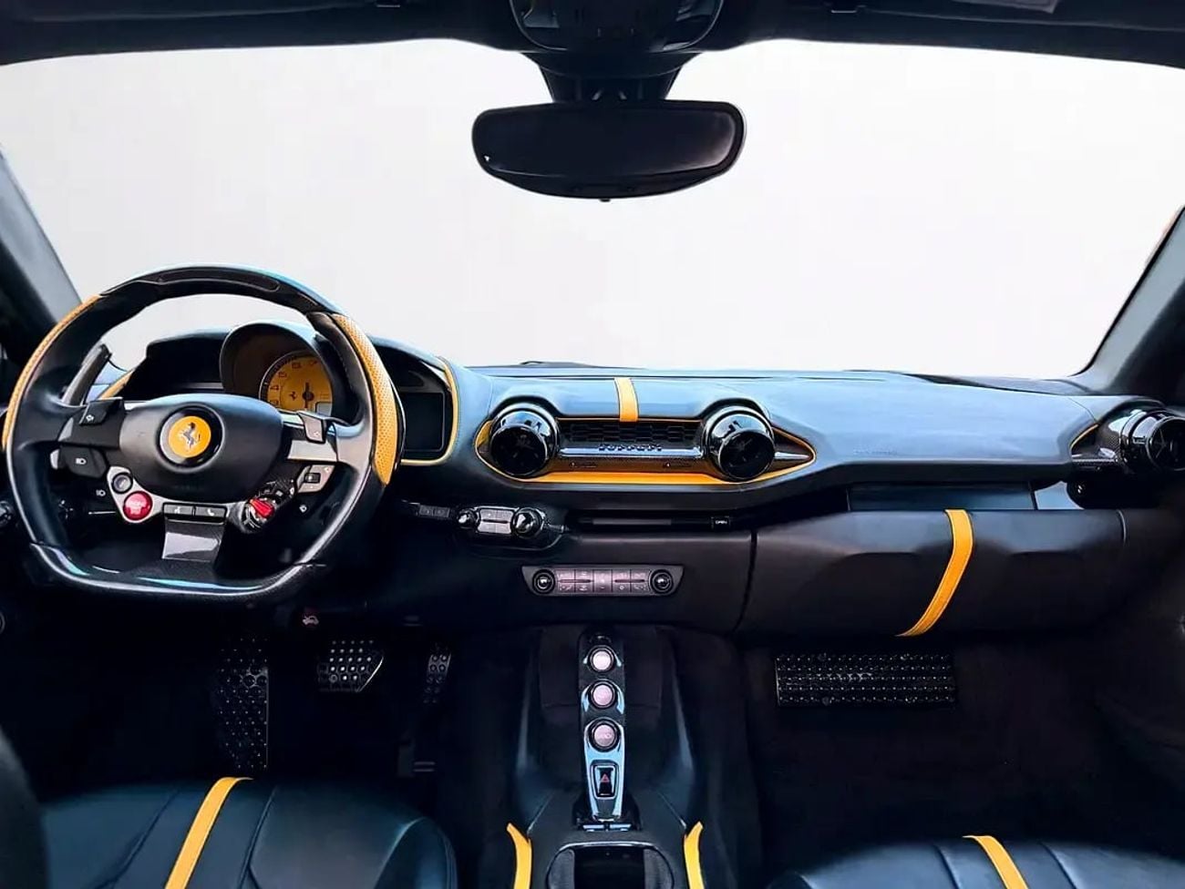 Ferrari 812 SUPERFAST INTERIOR & EXTERIOR CARBON | AFTERMARKET EXHAUST | 812 SUPERMARKET