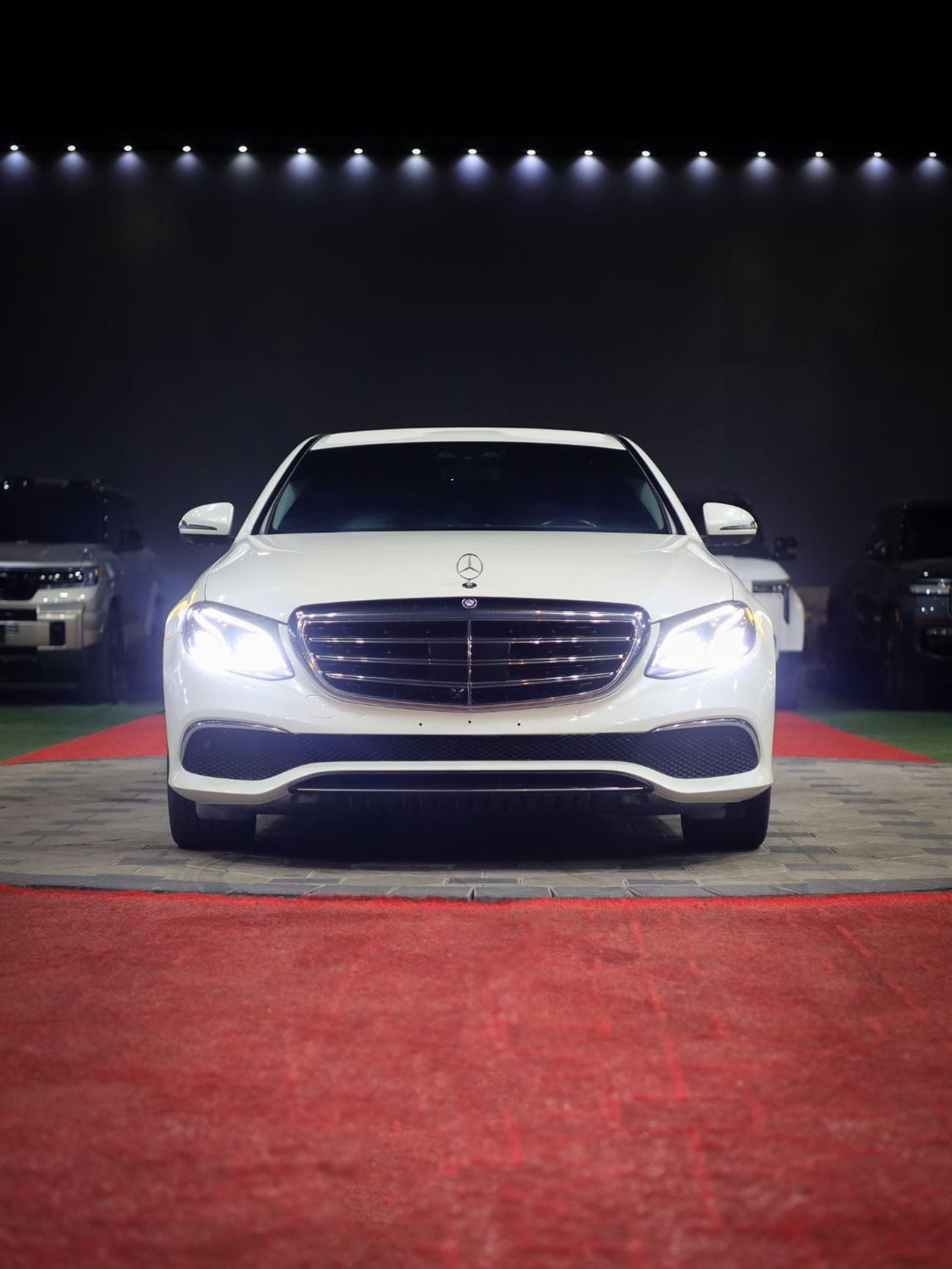 Mercedes Benz E400 STANDARD