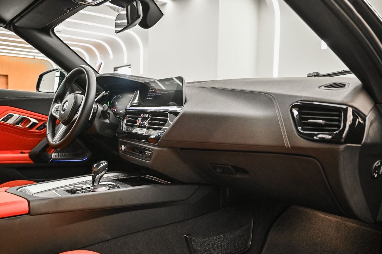 بي أم دبليو Z4 sDrive 30i M SPORT PACK مواصفات خليجية | سجل صيانة كامل | عقد صيانة بي إم دبليو
