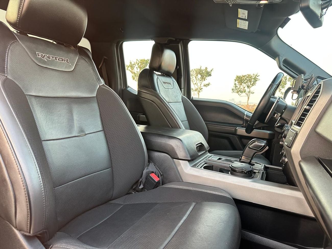 Ford F-150 RAPTOR SUPER CAB