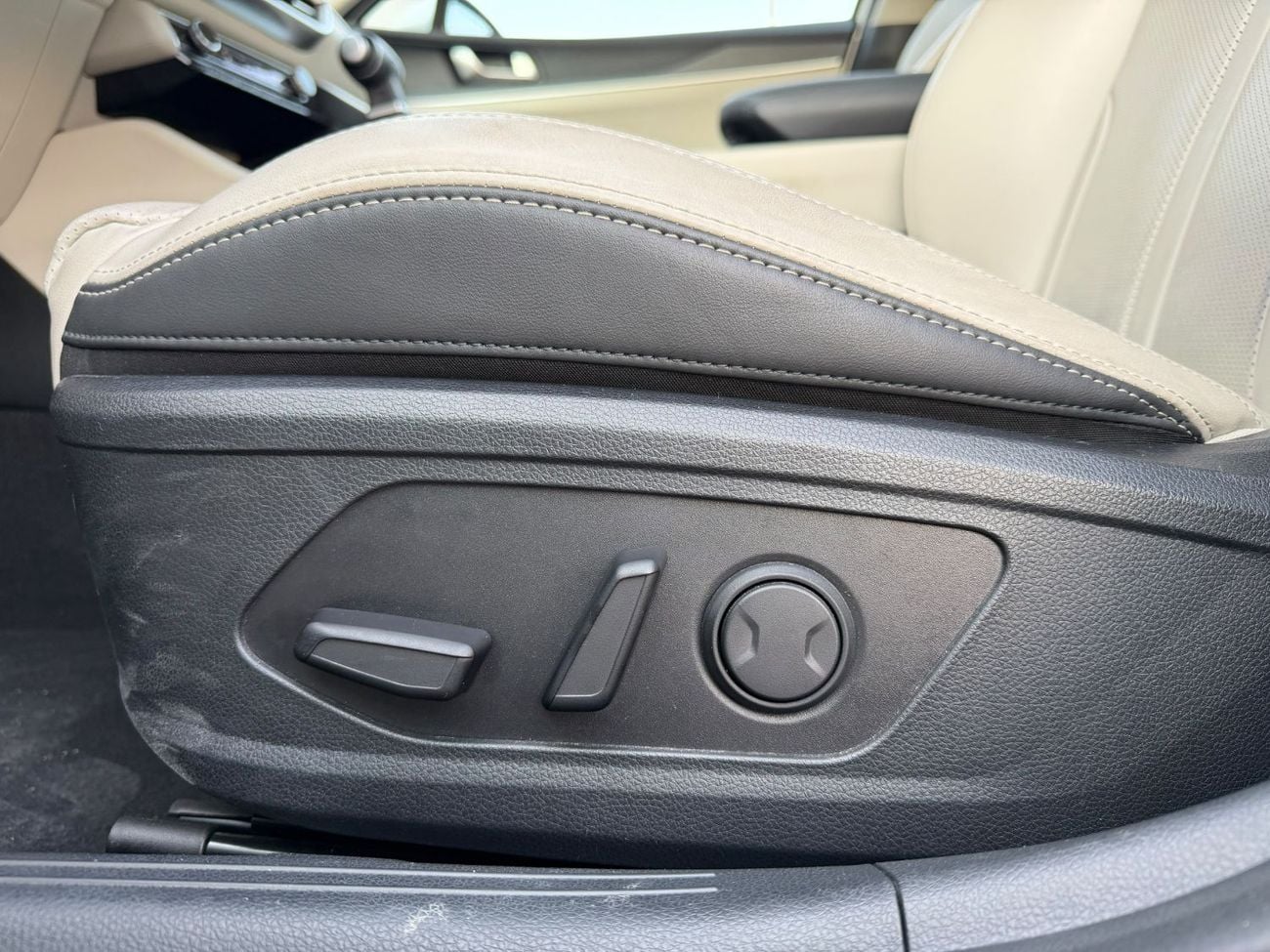 Kia K5 EX