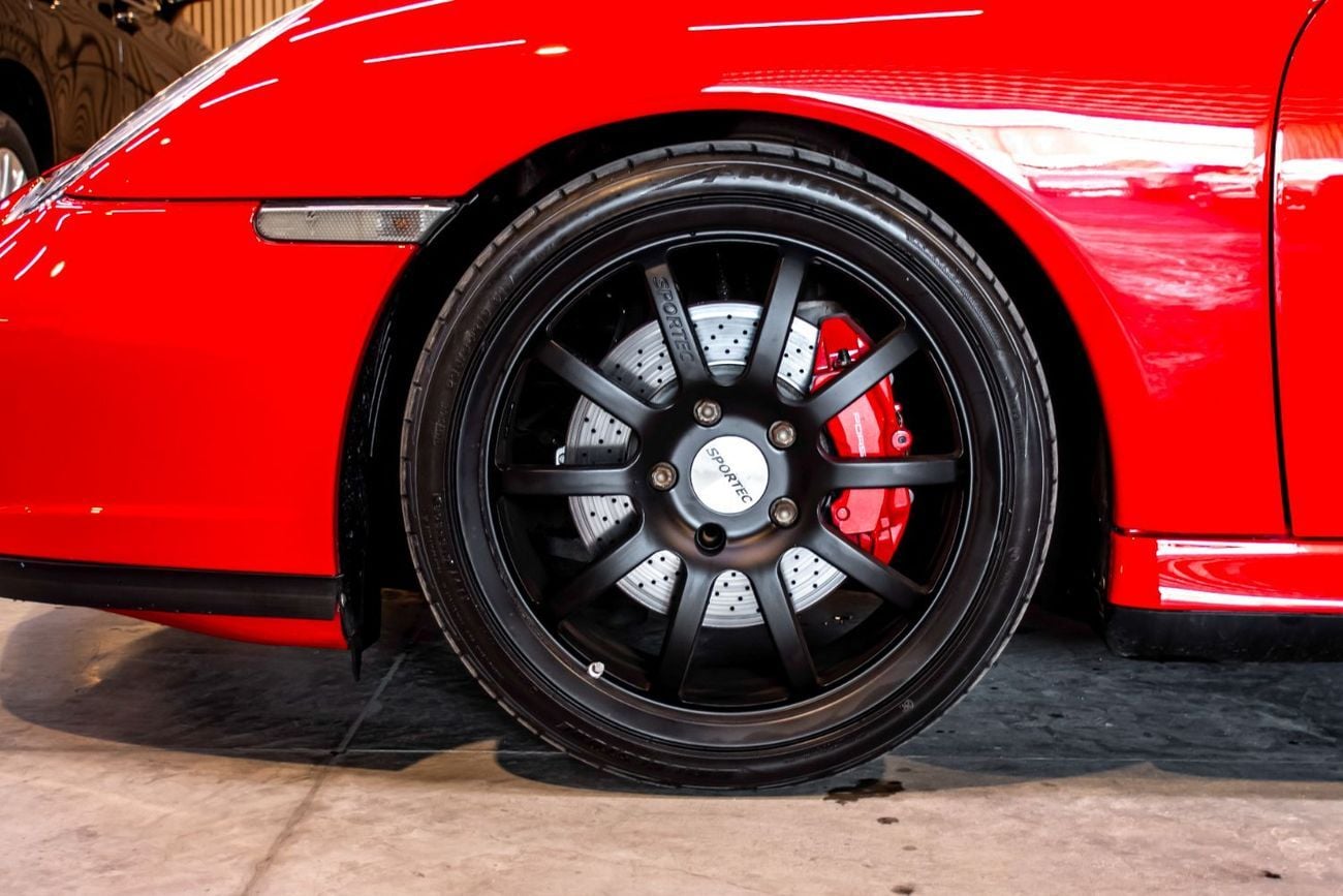 Porsche 911 CARRERA 4S