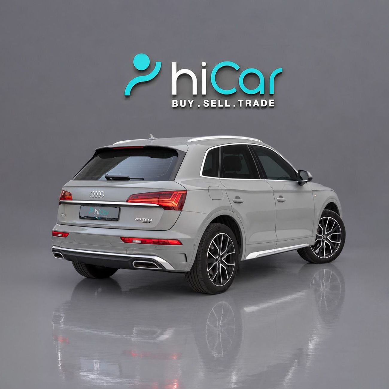Audi Q5 AED 2,490 P.M • 0% Downpayment • Audi Q5 45 TFSI S Line • Agency Service Contract
