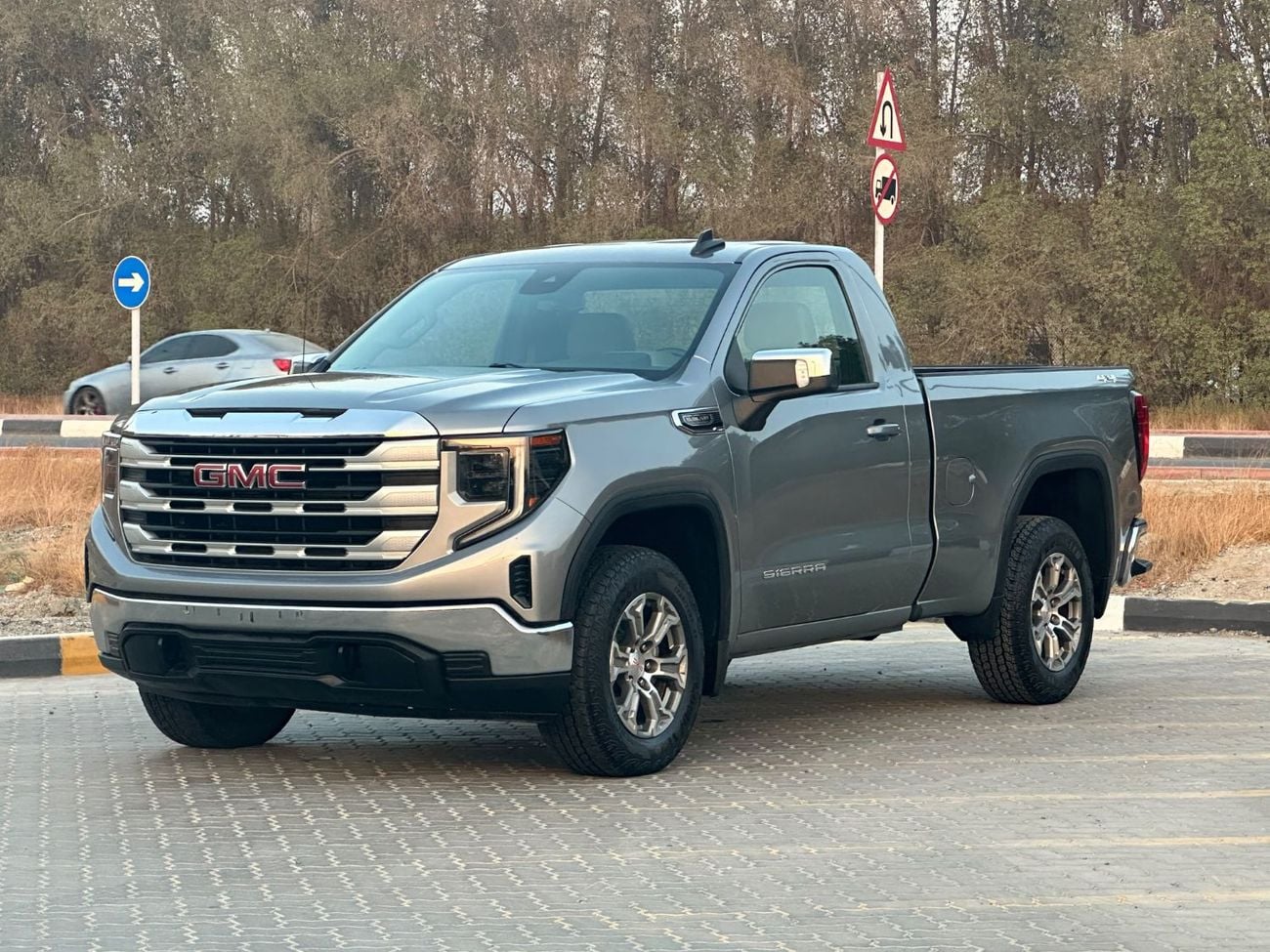 GMC Sierra 1500 REGULAR CAB SLE