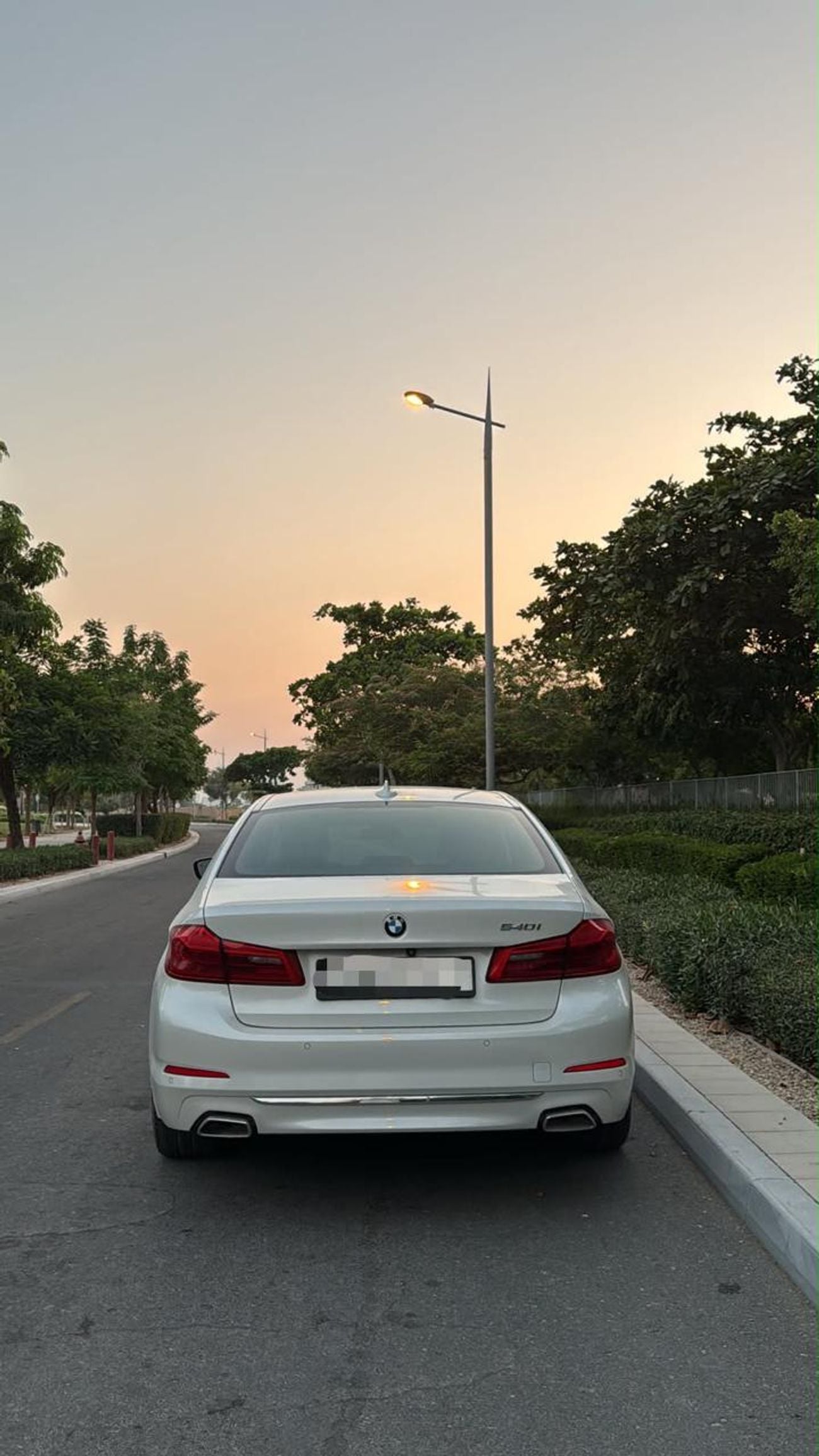 BMW 540i LUXURY
