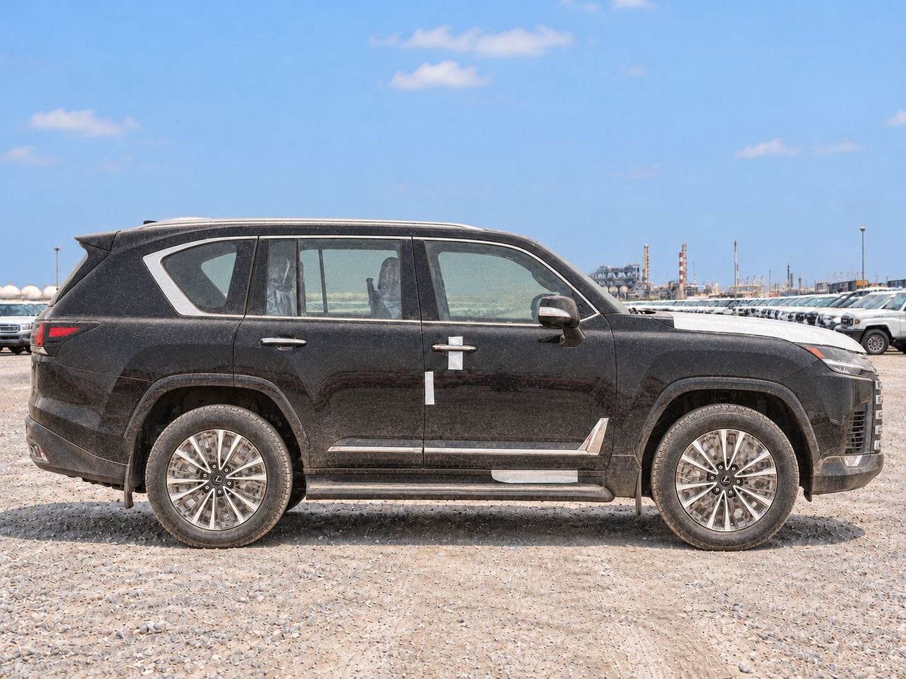 لكزس LX 600 Urban ECTAV0001 - لكزس LX600 أوربان 2026 - محرك بنزين 3.5 لتر، ناقل حركة أوتوماتيكي - لون أسود مع مقصورة د