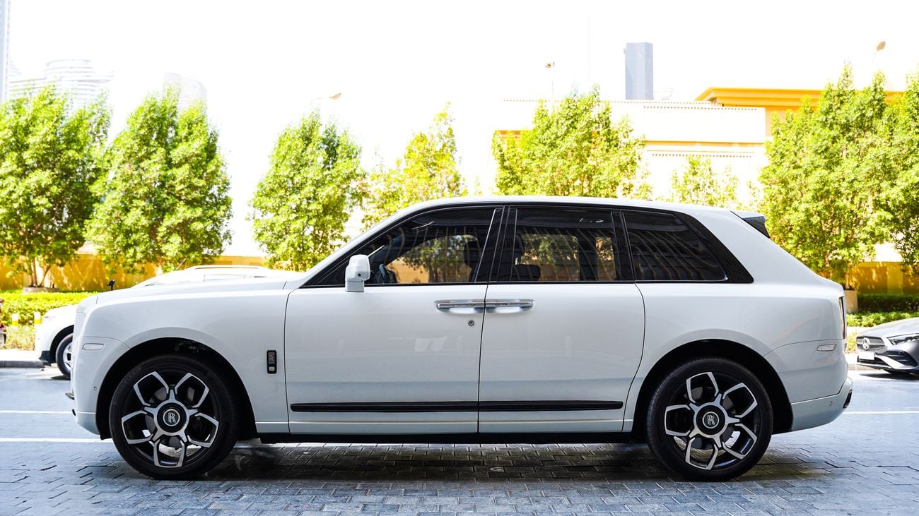 Rolls Royce Cullinan BLACK BADGE