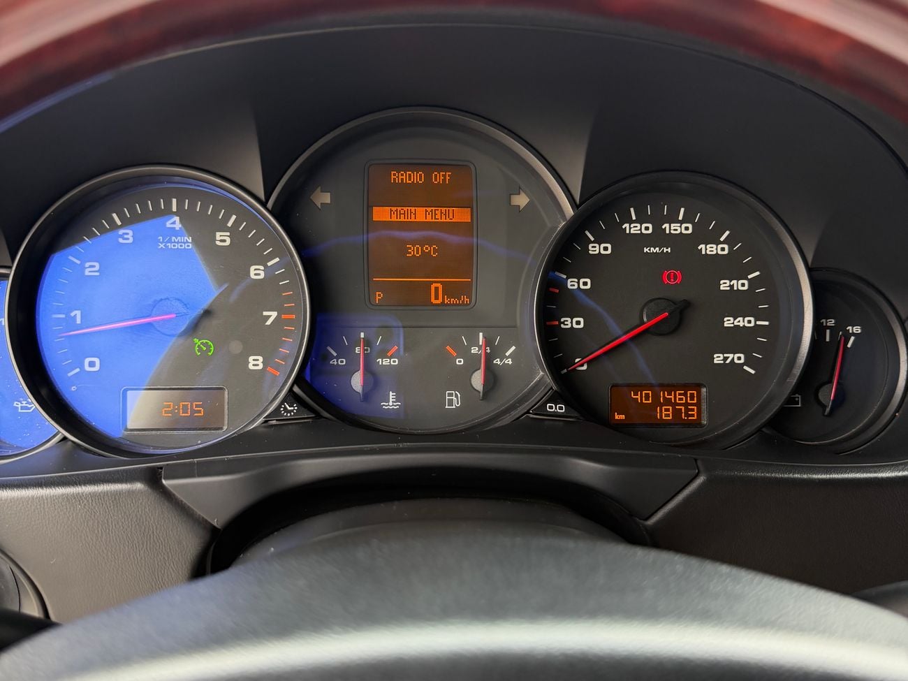 Porsche Cayenne STANDARD