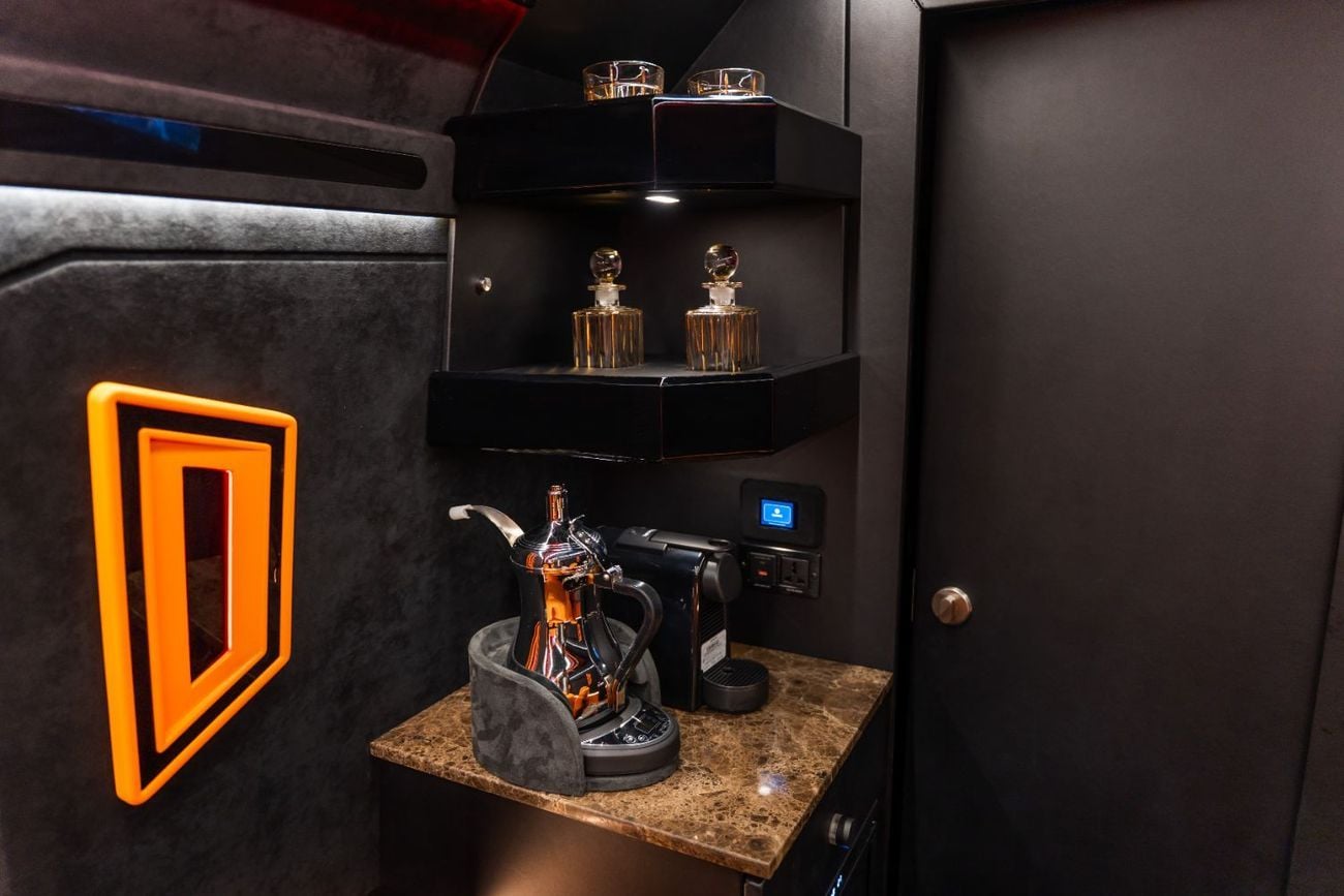 مرسيدس بنز سبرينتر Barugzai VIP Sprinter Luxury VIP Sprinter with Private Washroom