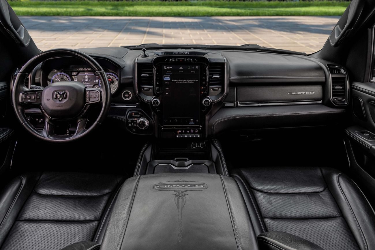 RAM 1500 Limited Dodge Limited | 3,623 P.M | 0% Downpayment | UNDER WARRANTY