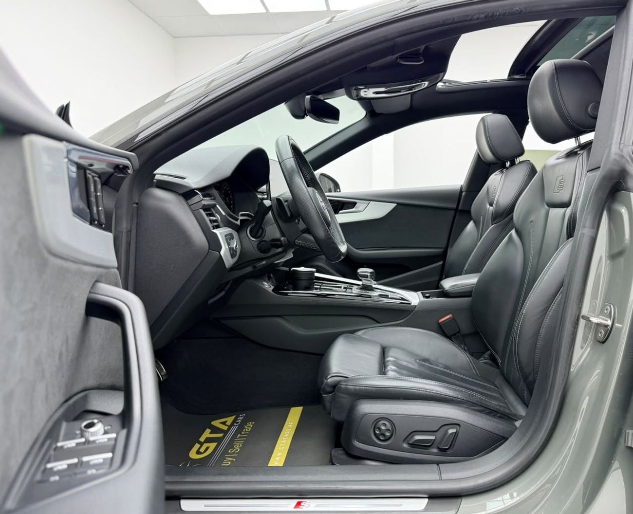 Audi A5 45 TFSI S-LINE 2023 Audi A5 45 TFSI S-Line, 2028 Audi Warranty + Service Pack, Full Audi Service History, GCC