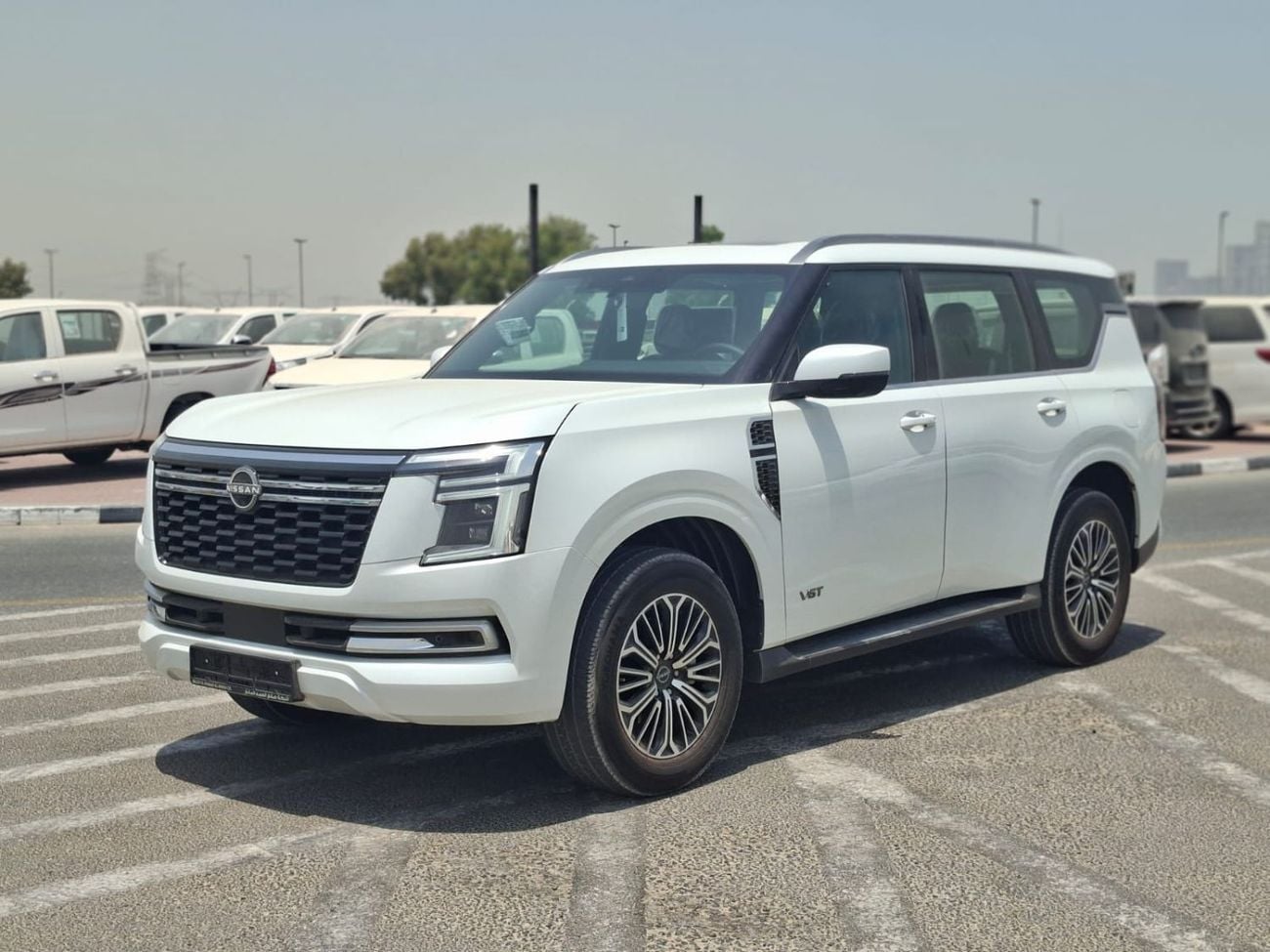 Nissan Patrol LE TITANIUM Nissan Titanium 3.5L Twin Turbo 2026 Model With Rear Screens and Compressor