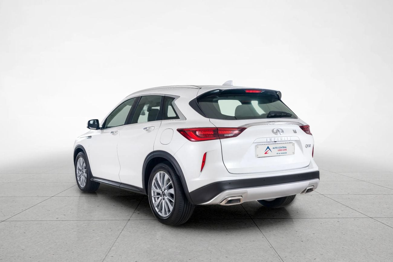 Infiniti QX50 LUXE 2.0