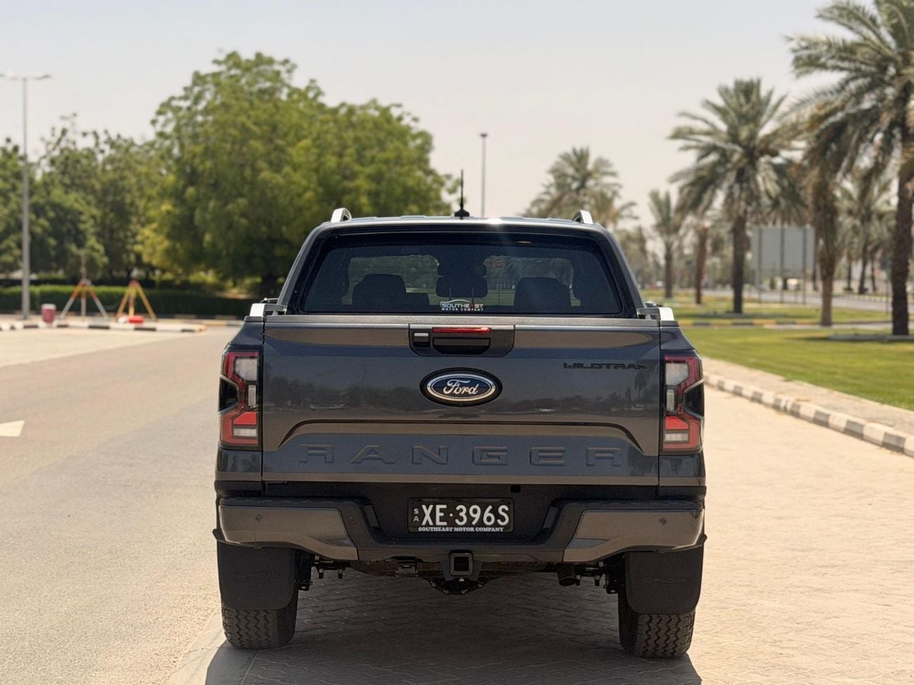 فورد رانجر 3.0L V6 Turbo Diesel Engine 4WD Automatic Gear 360° Camera 5 Seats 4 Doors