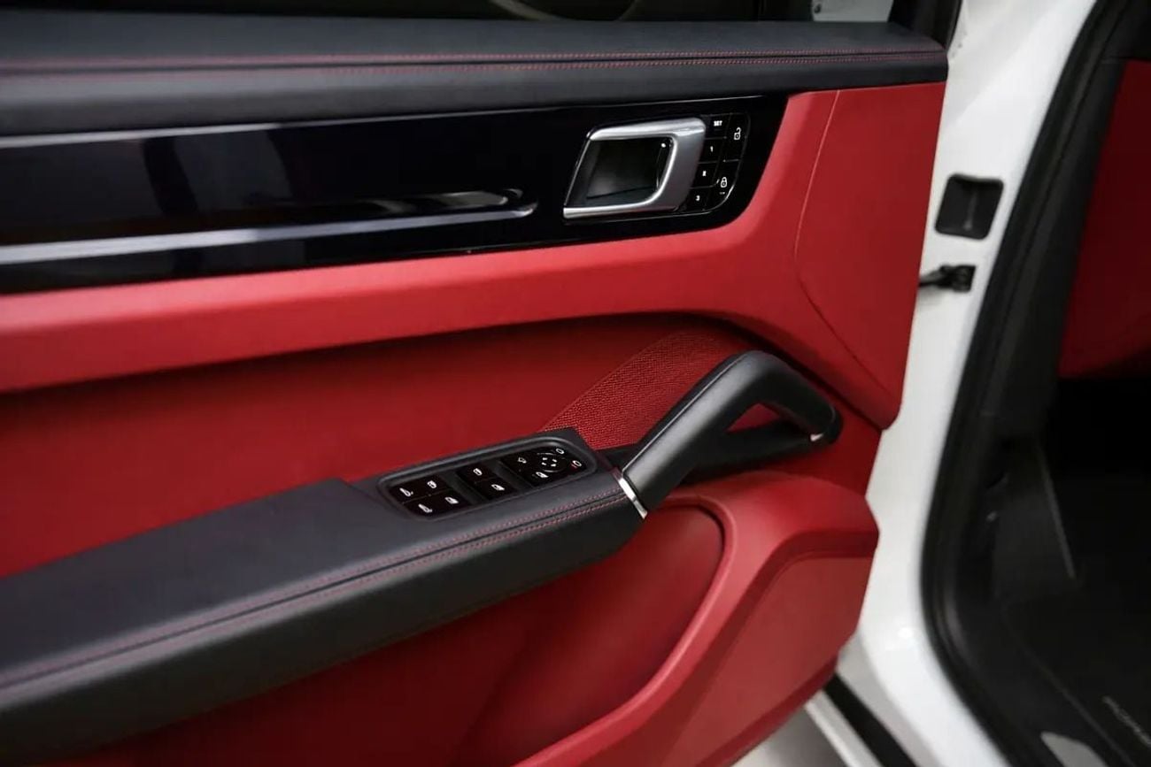 Porsche Cayenne STANDARD