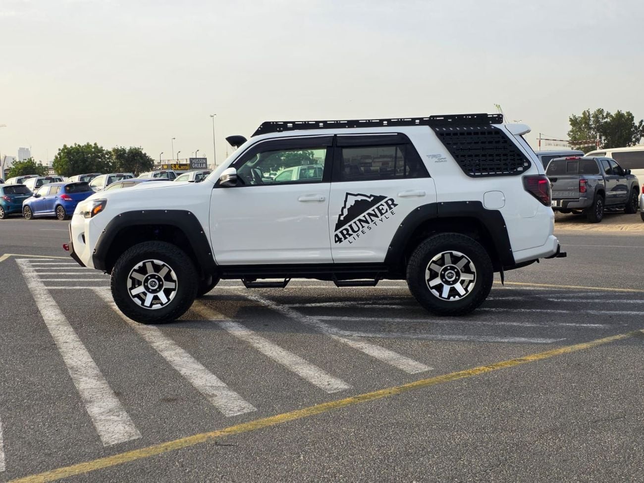 Toyota 4Runner LIMITED 4x4, Push button, leather seats and off road kits