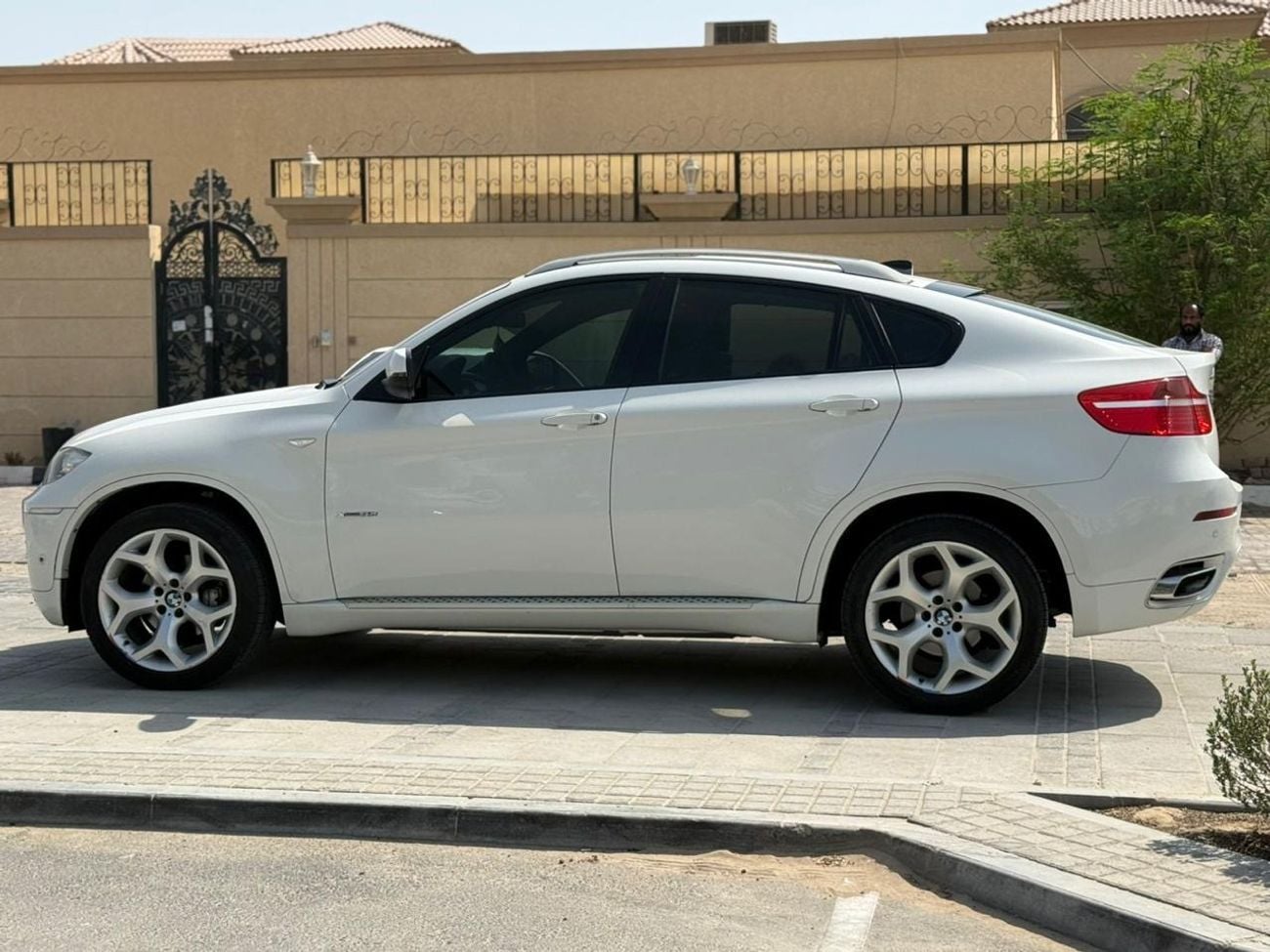 بي أم دبليو X6 XDRIVE 35i