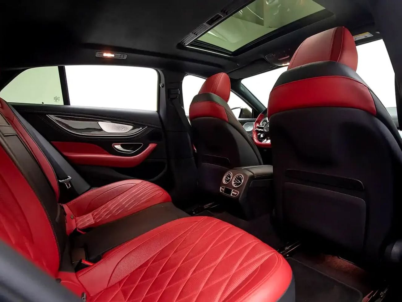 Mercedes Benz AMG GT GT 53 | GCC Specs | Full Service History & Dealer Warranty