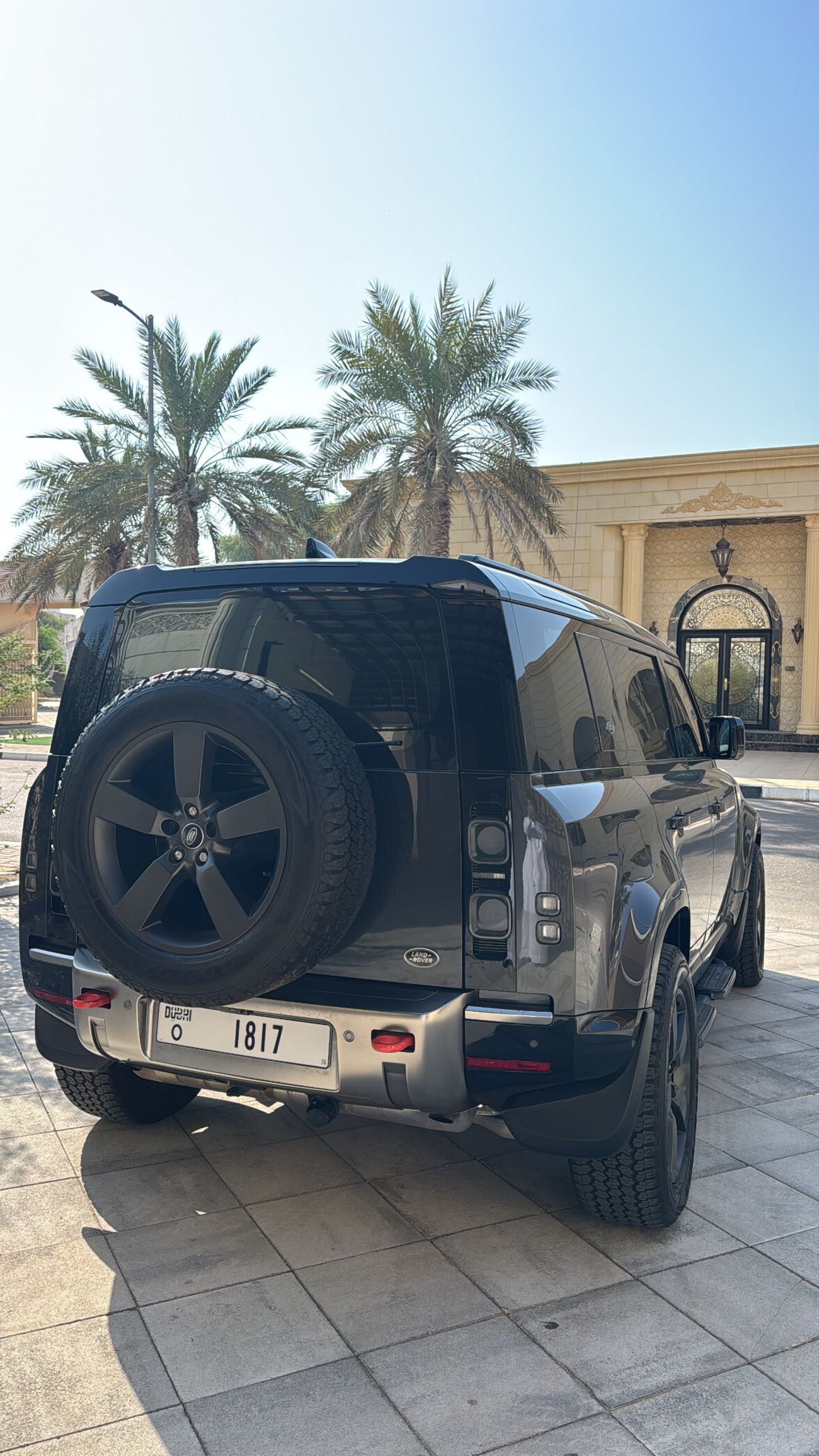 لاند روفر ديفندر 110 X P400
