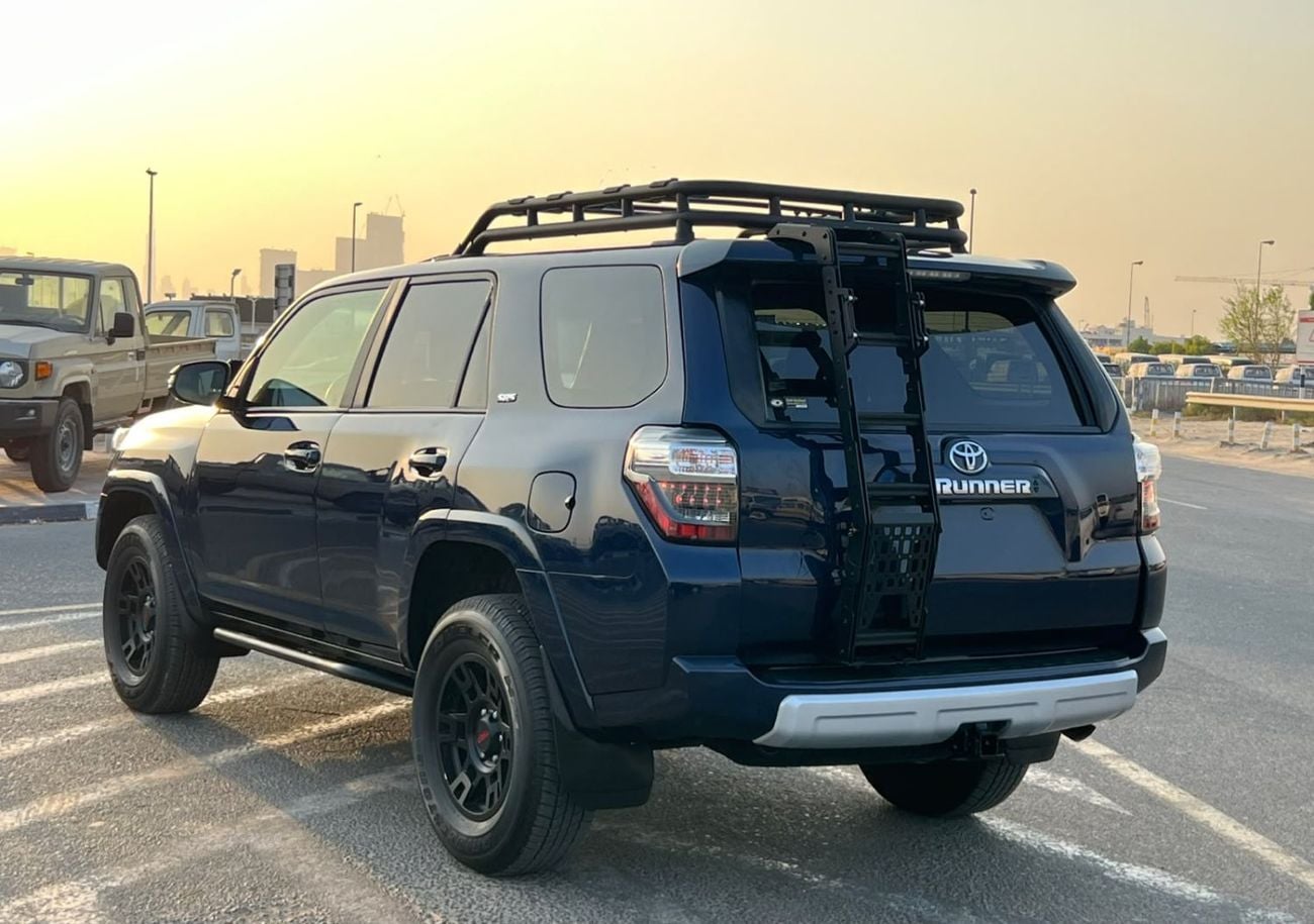Toyota 4Runner TRD Off-Road 2024 Model 4x4 , Sunroof and Original leather seats