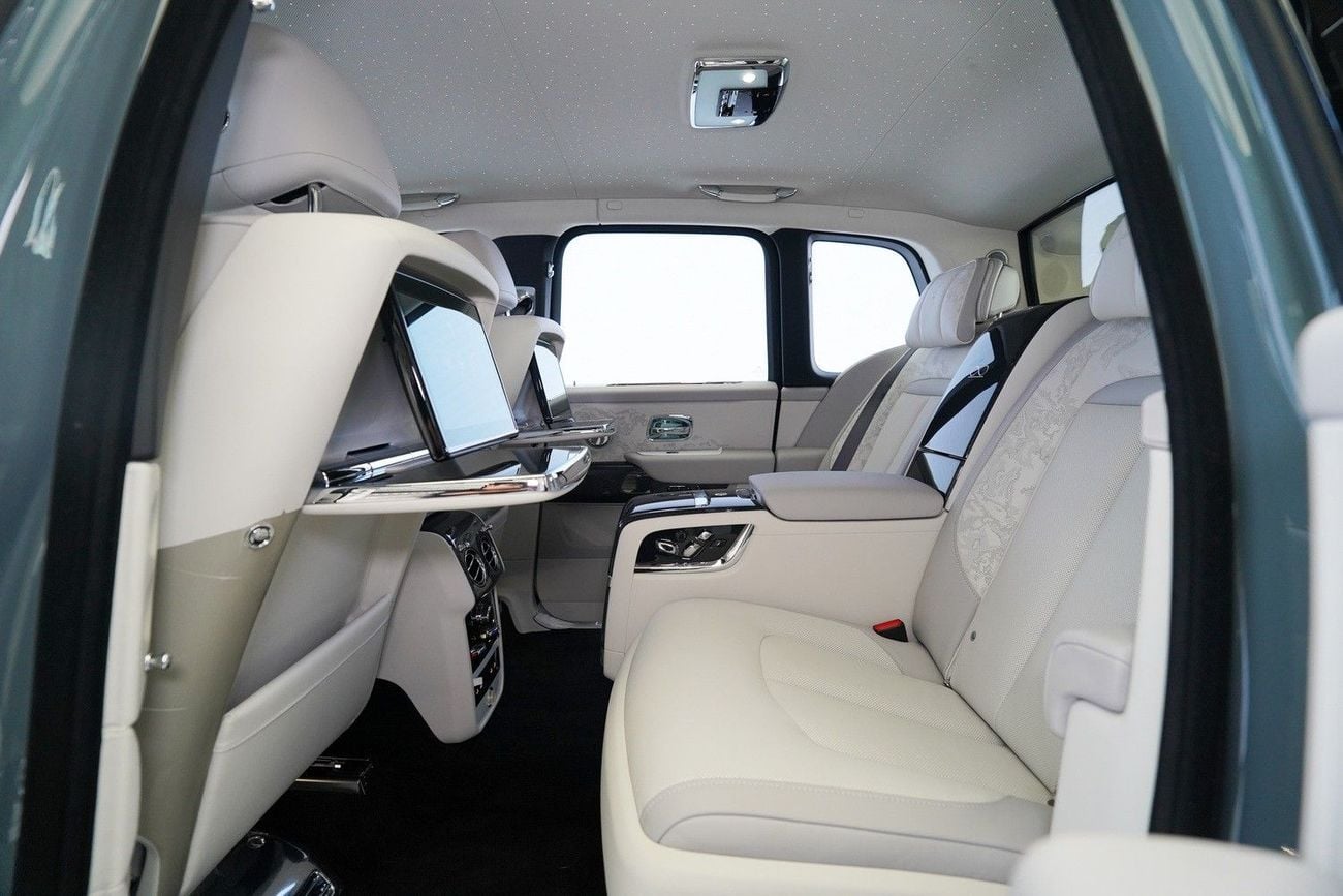 Rolls Royce Cullinan BLACK BADGE CULLINAN DUALITY SEATS