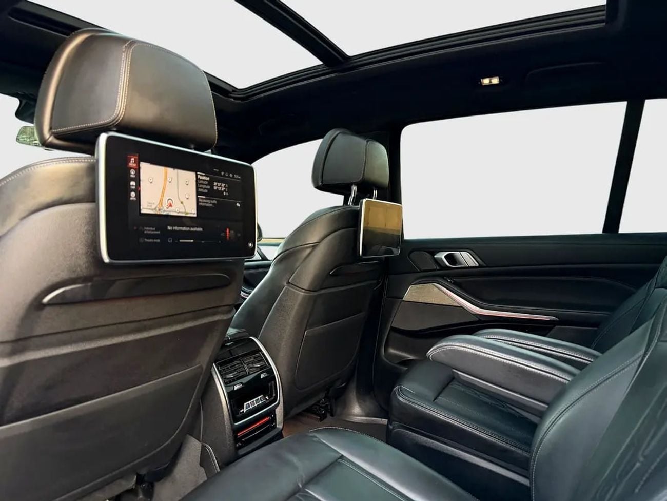 BMW X7 40i PURE EXCELLENCE xDrive40i | 3.0L TURBO INLINE-6 | AWD | GCC SPECS