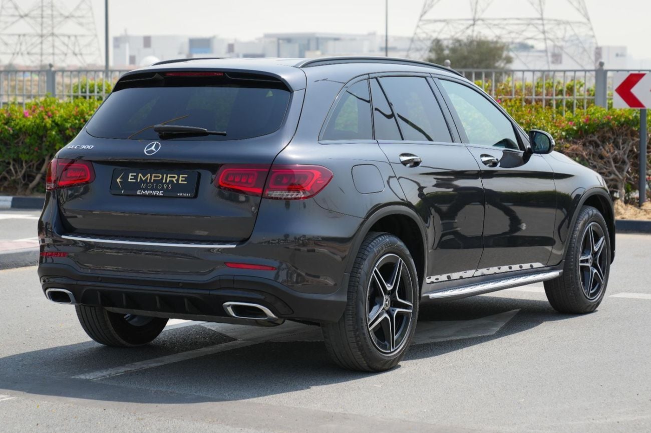 مرسيدس بنز GLC 300 AMG 2.0L