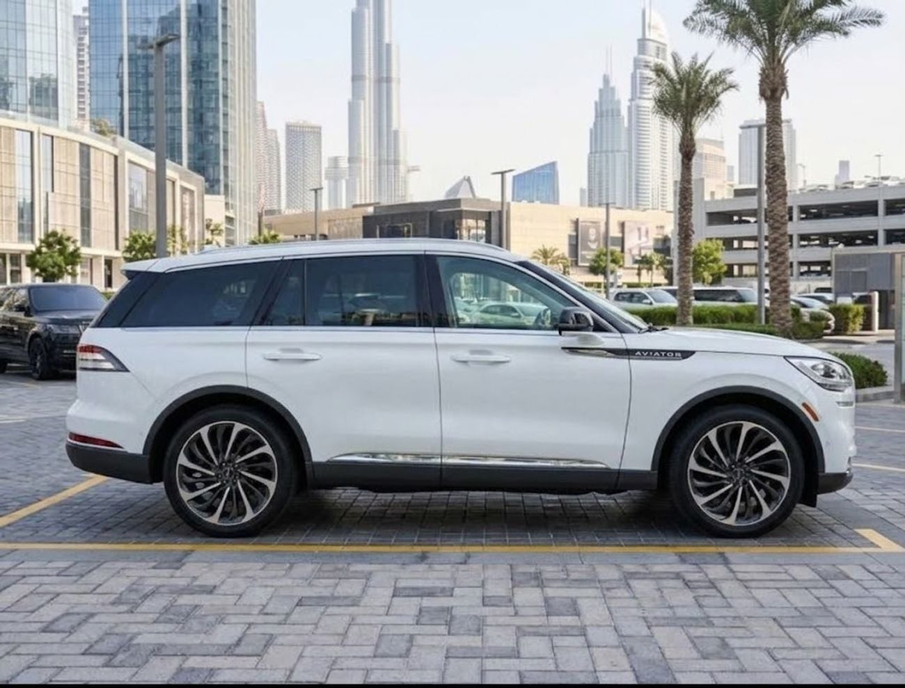 Lincoln Aviator PRESIDENTIAL