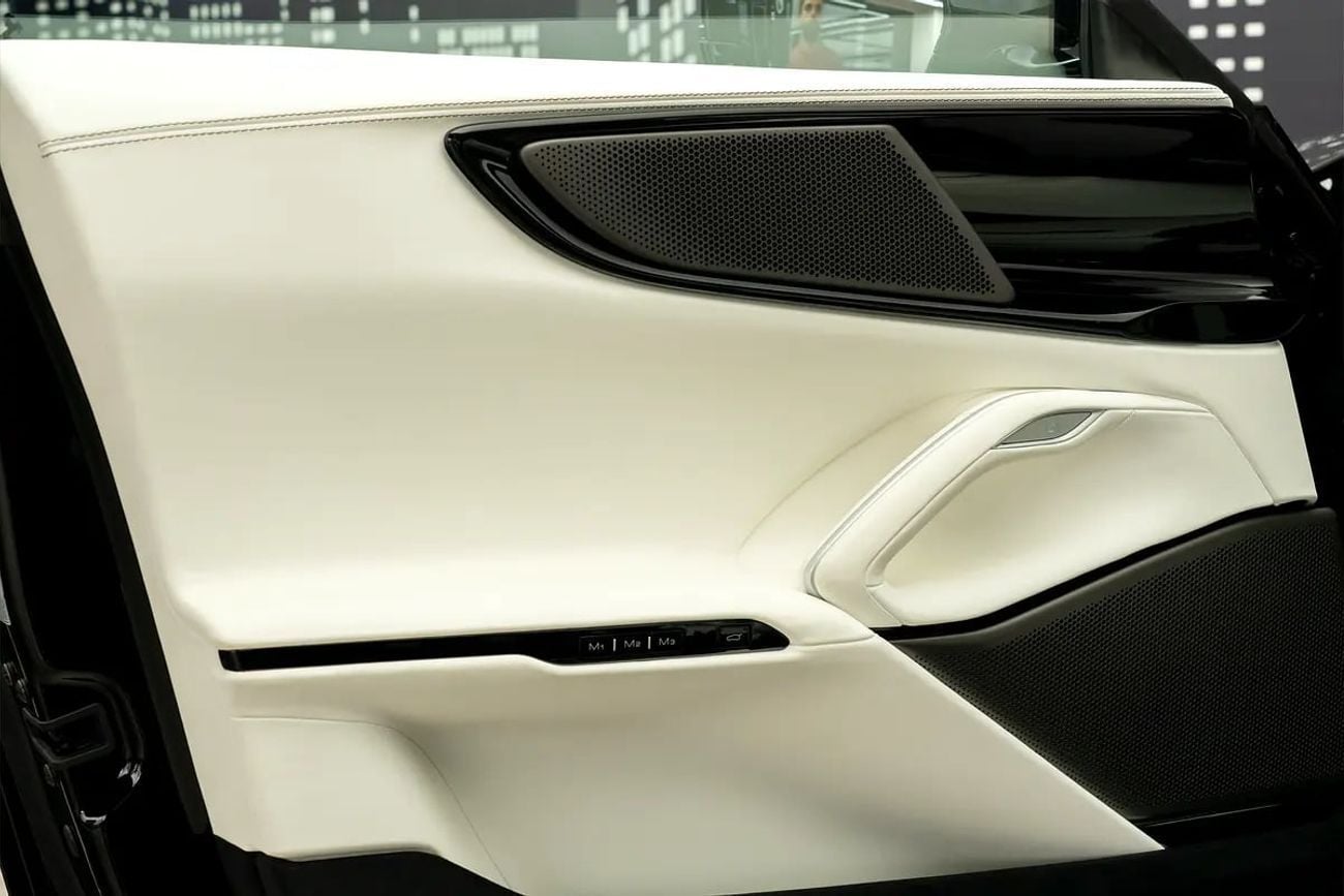 Ferrari Purosangue STANDARD FERRARI | PUROSANGUE | 2025MY | GCC SPECS MAIN DEALER WARRANTY + SERVICE CONTRACT STD