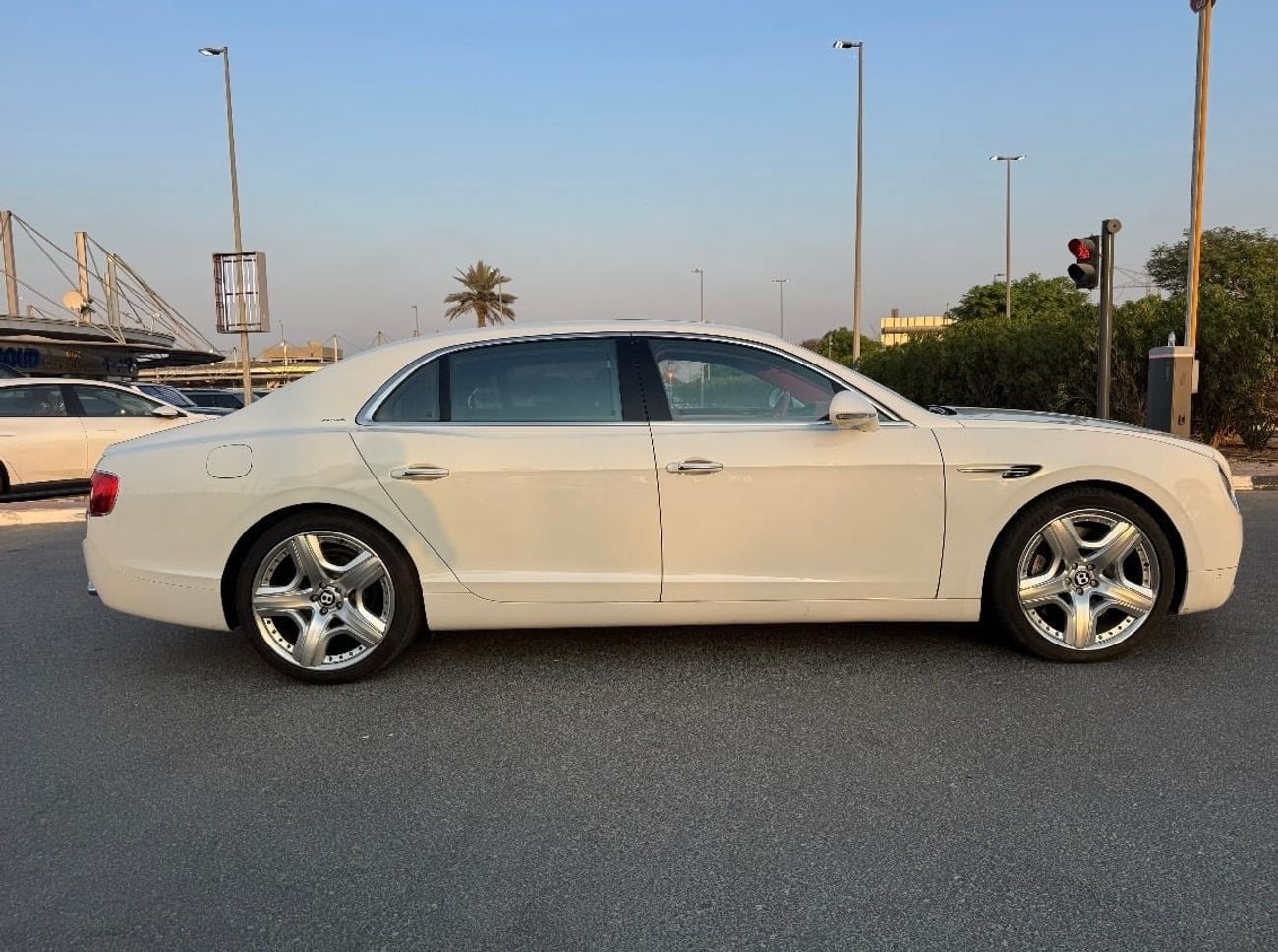بنتلي فلاينج سبور W12 Excellent condition