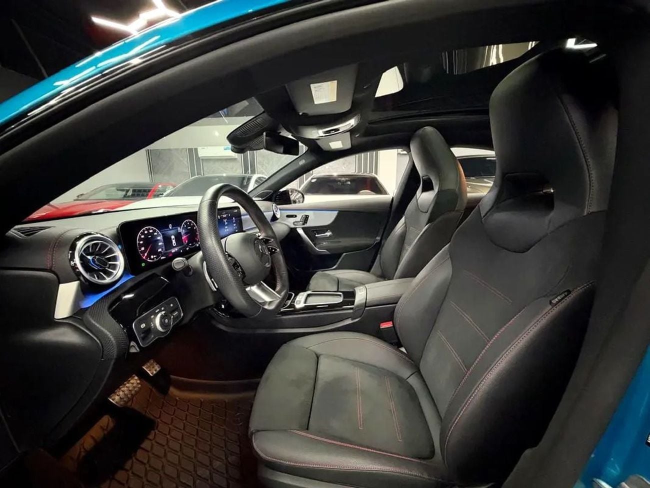 Mercedes Benz CLA250 PREMIUM