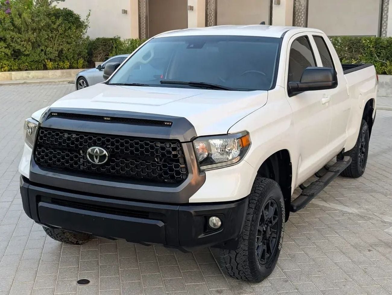 Toyota Tundra STANDARD Double Cab SR GCC Specs 5.7L V8 Interior and Exterior Excellent Condition