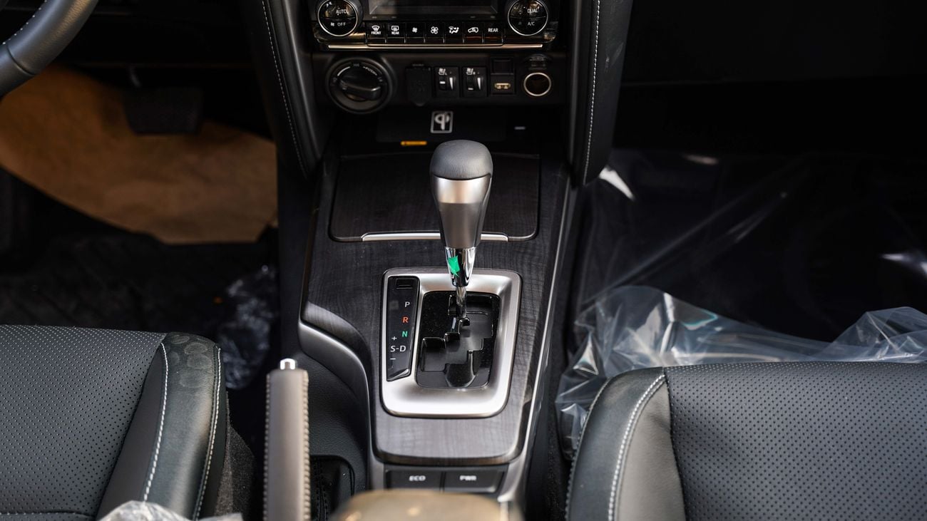 Toyota Fortuner SR5