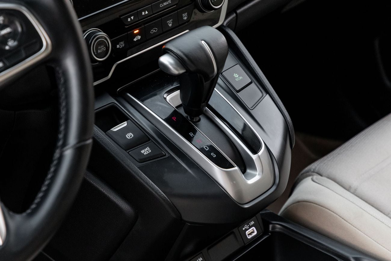 Honda CR-V TOURING CR-V TOURING | 1,724 P.M | 0% Downpayment | FULL OPTION | AMAZING CONDITION!
