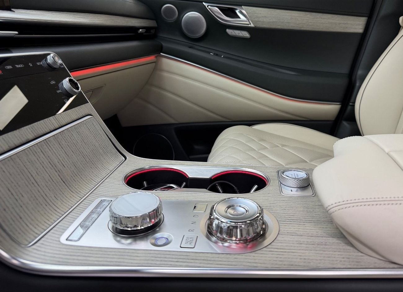 Genesis GV80 PLATINUM 3.5L AWD