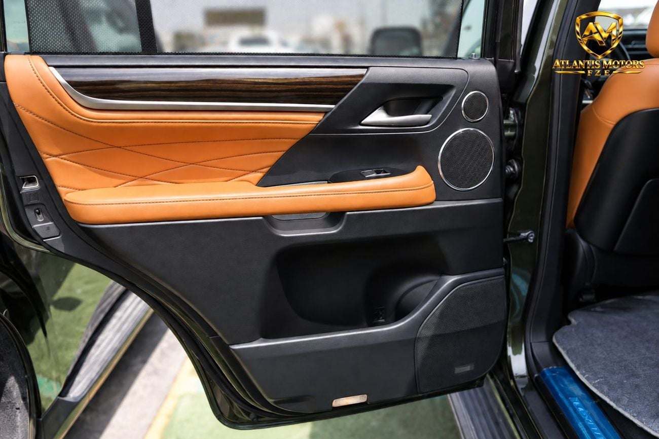 Lexus LX570 SIGNATURE BLACK EDITION